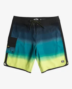 73 Fade Pro 19" - Boardshorts para Hombre