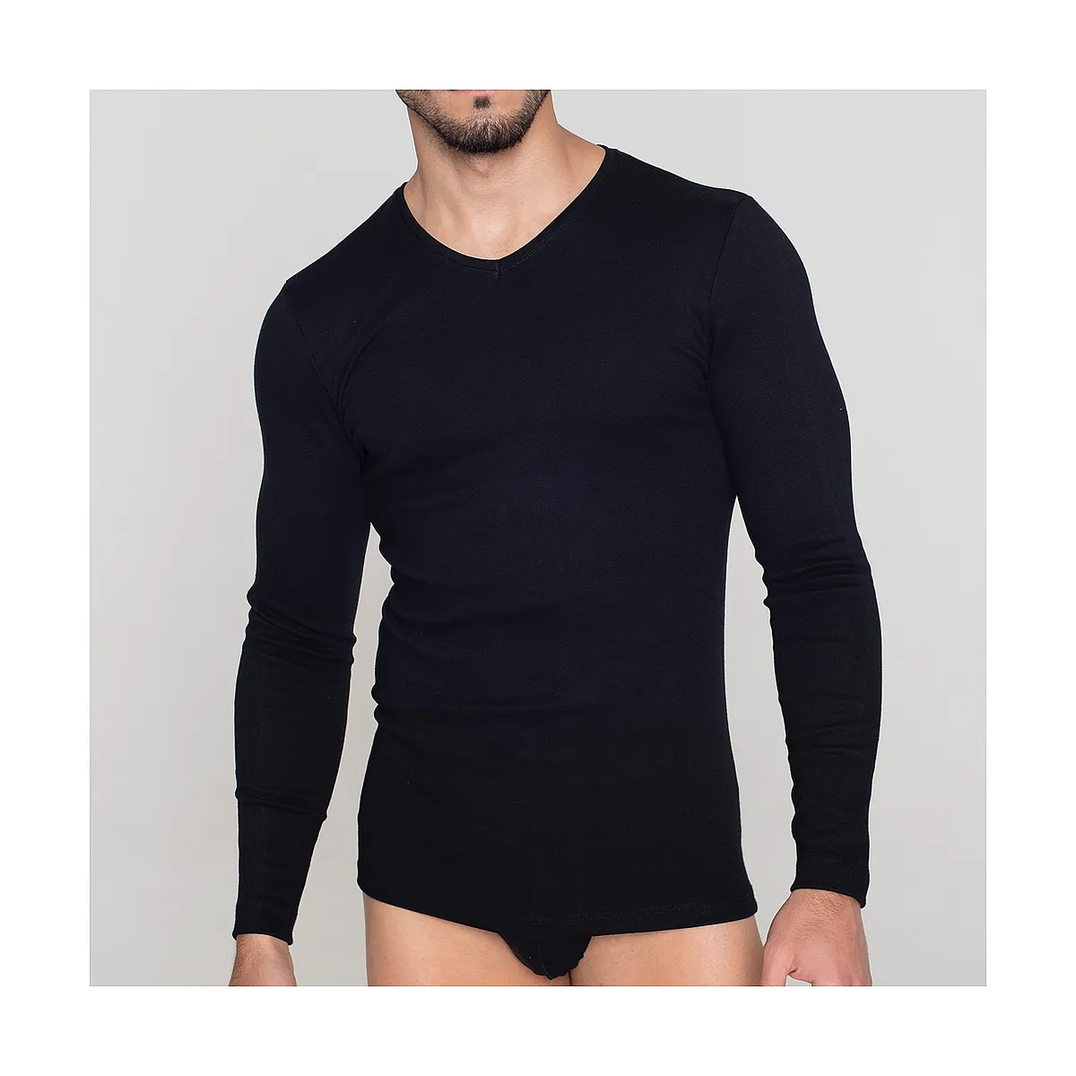 9269 ADAPTABLE FABRIC LONG SLEEVE UNDERSHIRT. V NECK