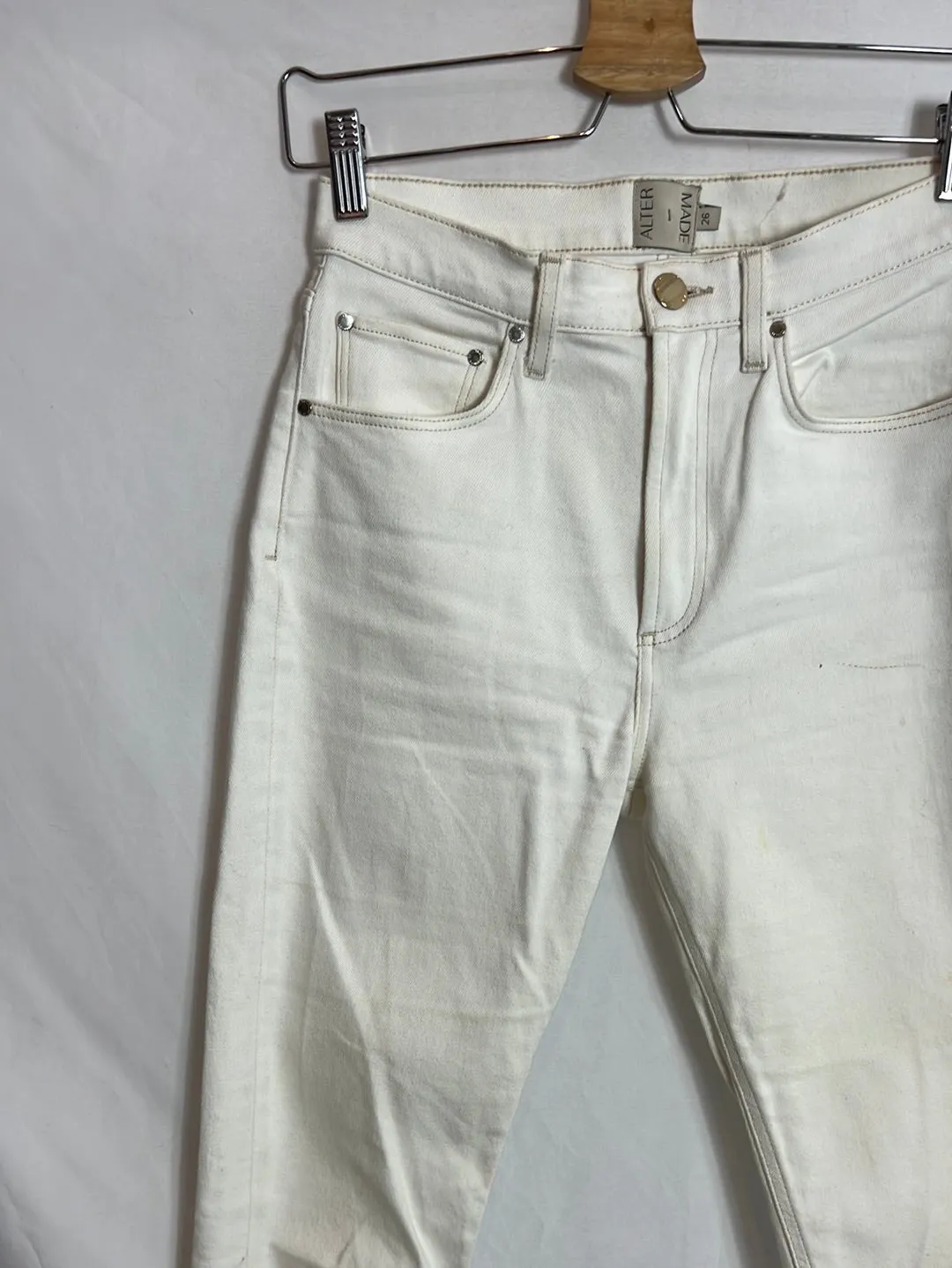 ATELIER MADE. Pantalón beige denim T.26(36)