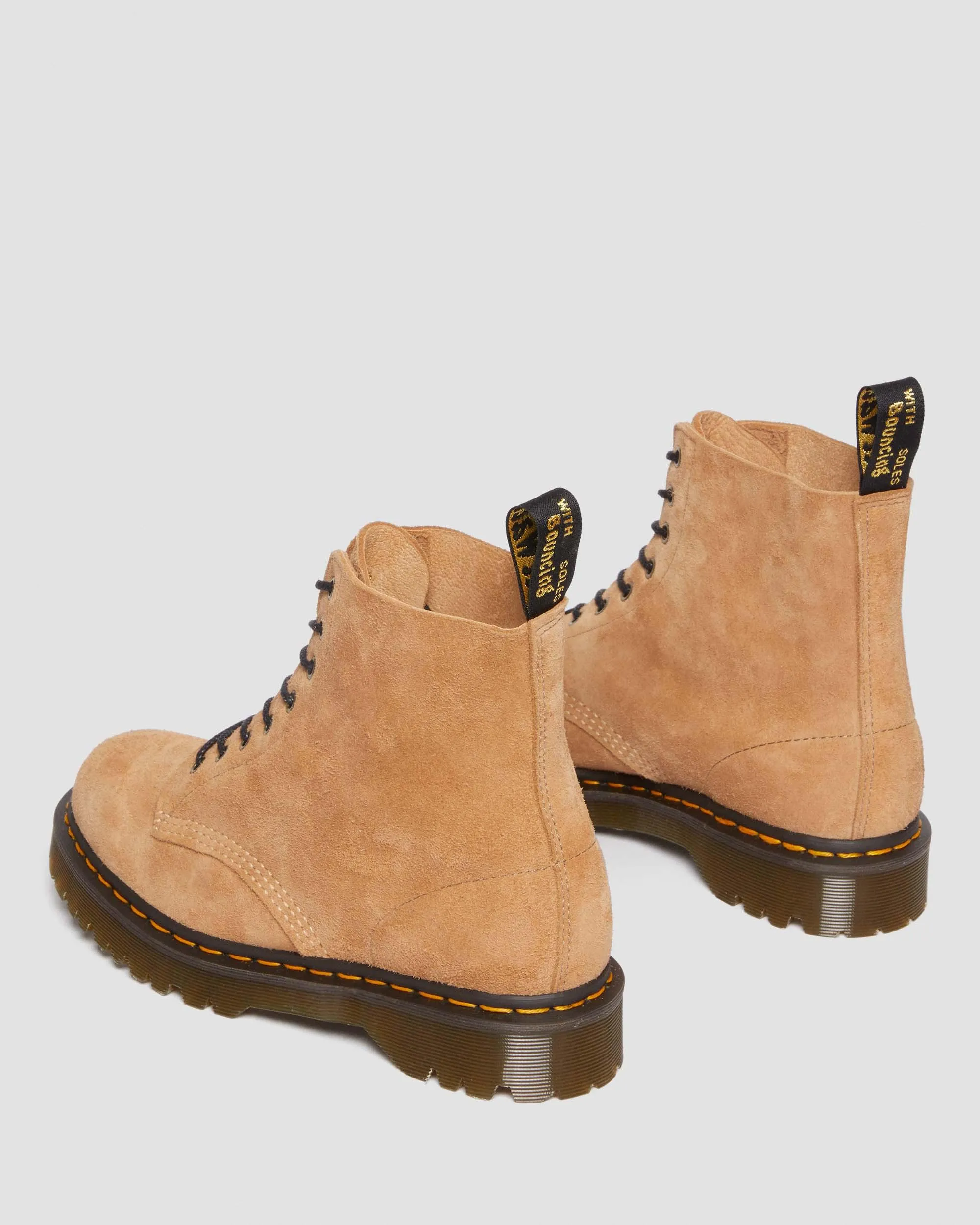 Botas 1460 Pascal Made In England de ante Tufted