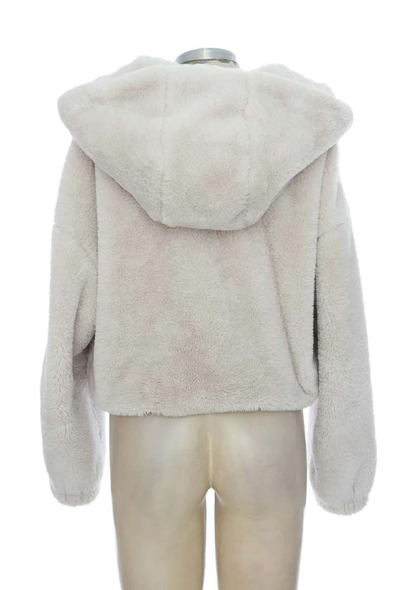 Chaqueta / Abrigo color Blanco - Bershka