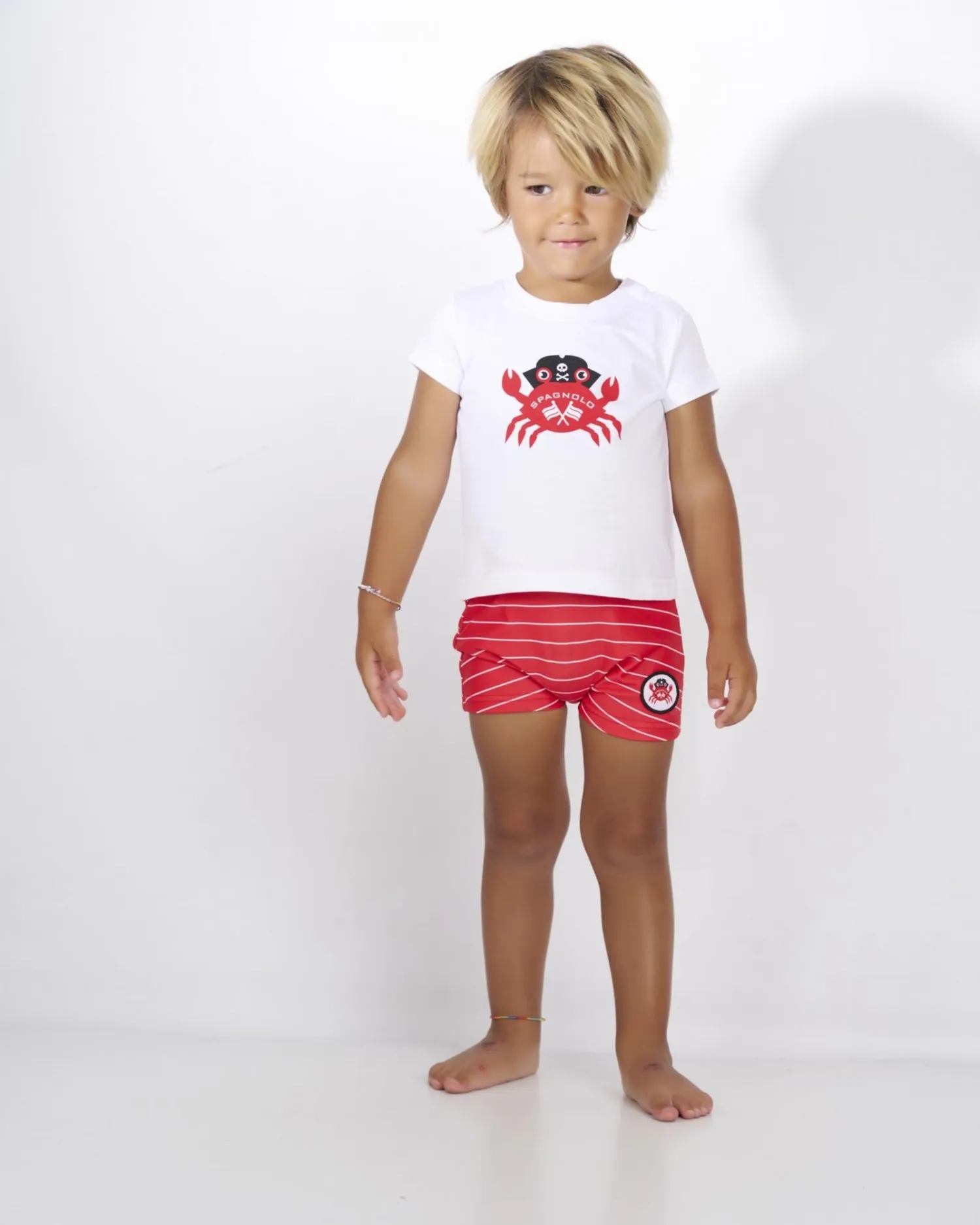 Conjunto para niño. Camiseta y bañador Colección Cangrejo