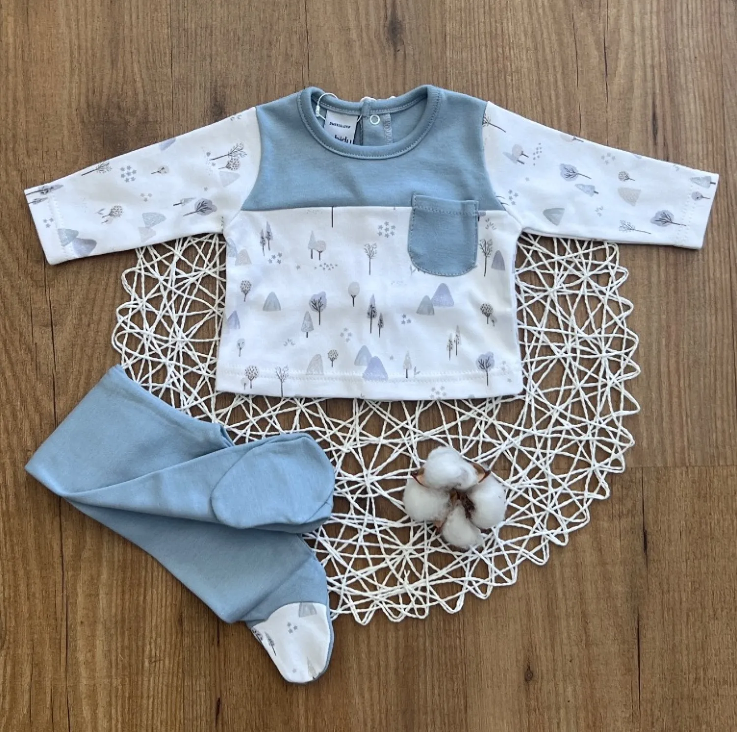 Conjunto para niño dos piezas. Colección Lovely