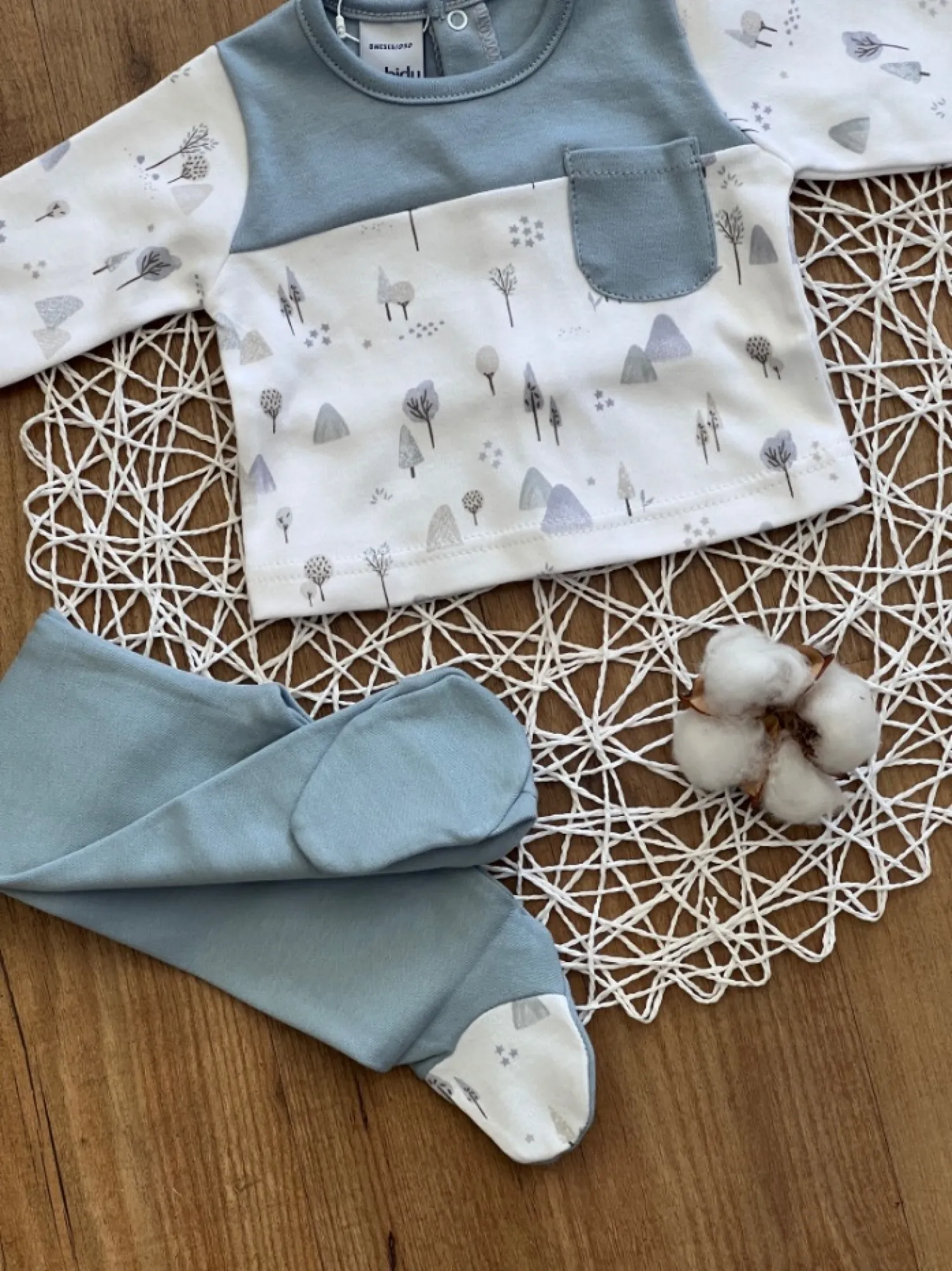 Conjunto para niño dos piezas. Colección Lovely