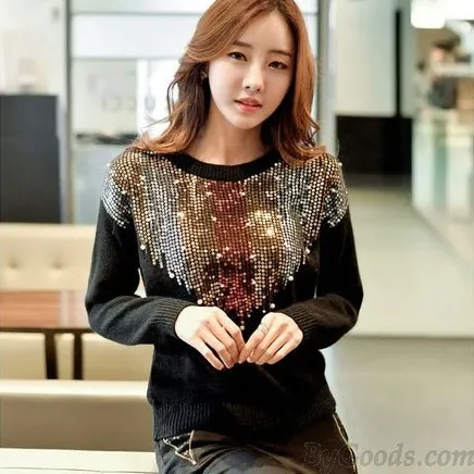 INVERTED TRIANGLE SEQUINED RAGLAN LONG SLEEVES ONECK KNIT FASHION SWEATER