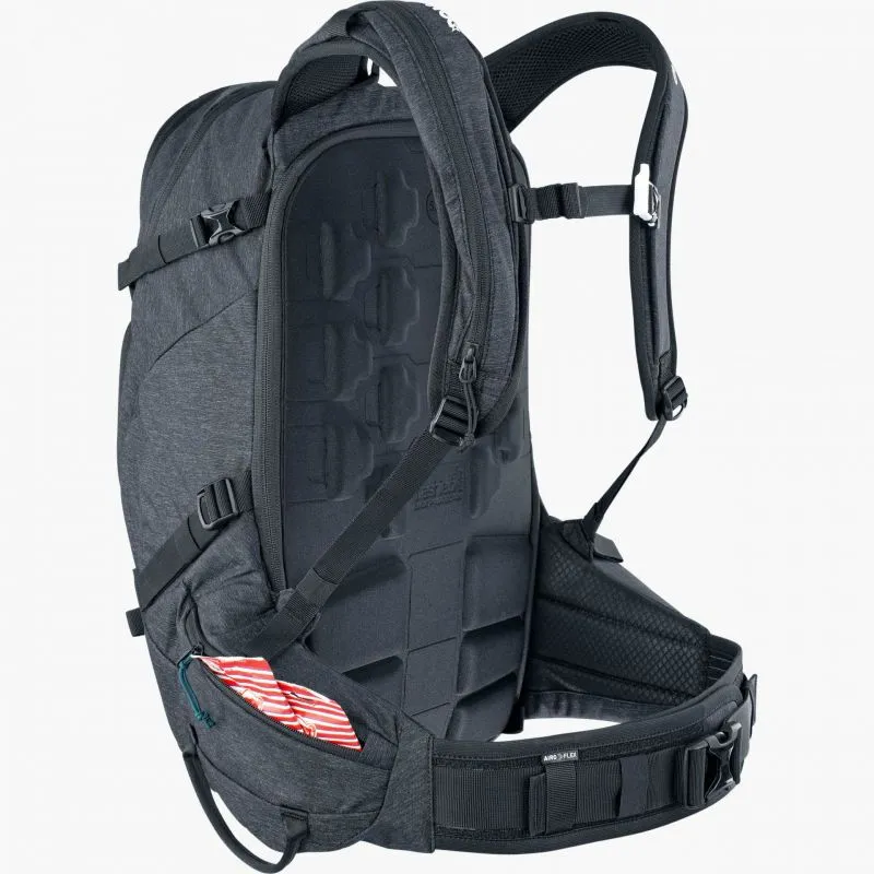 Mochila Evoc Line Pro 30L (negra)