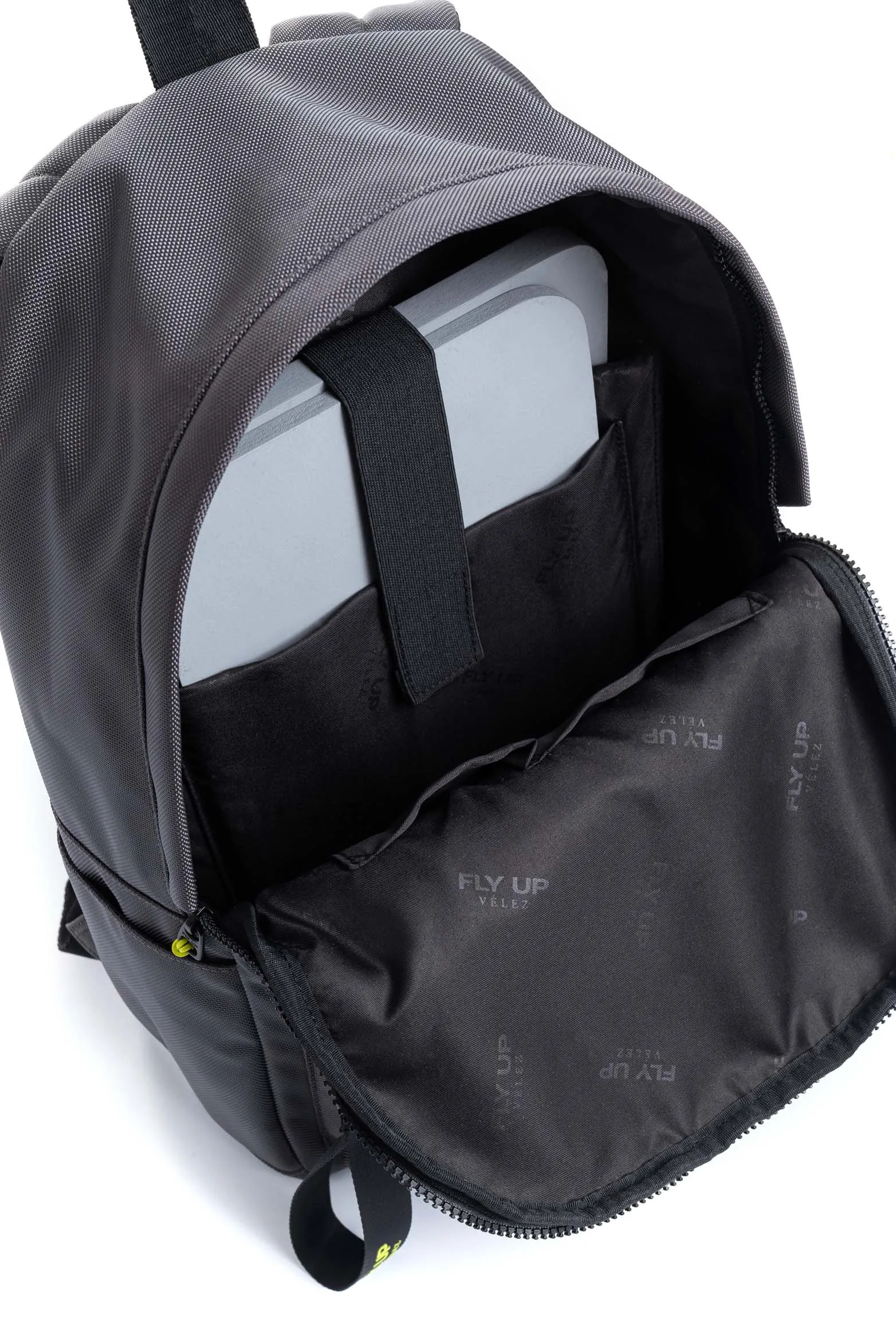 Morral Fly Up Star 2.0 en lona para hombre silueta clásica