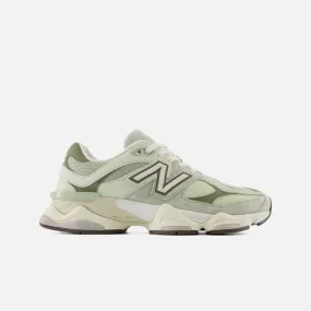 New Balance 9060 U9060EEC