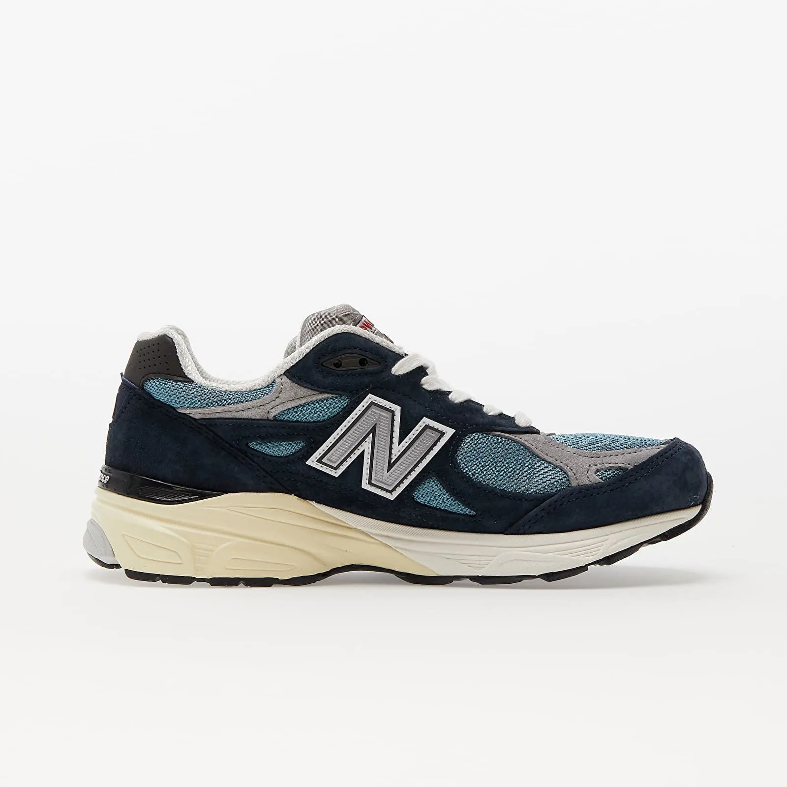 New Balance 990 TE3