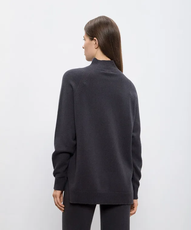 Peserico Gray wool, silk and cashmere sweater with monil chain