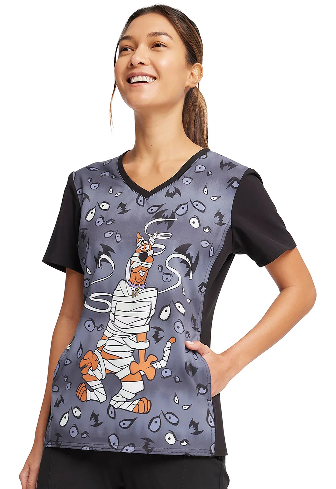 SCOOBY DOO VNECK PRINT TOP IN UNDER WRAPS