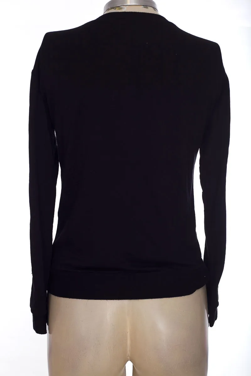 Sweater color Negro - Piel Morena