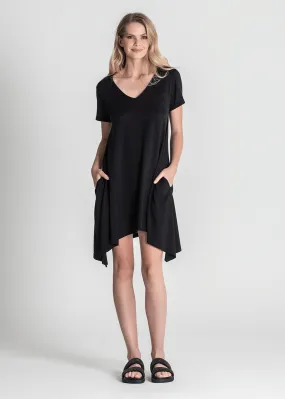 Vestido negro asimetrico